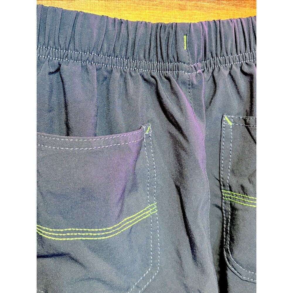 Woman’s Carhartt Scrubs Navy Blue And Green 9 Pocket Work Force Set Size XS - Picture 7 of 9